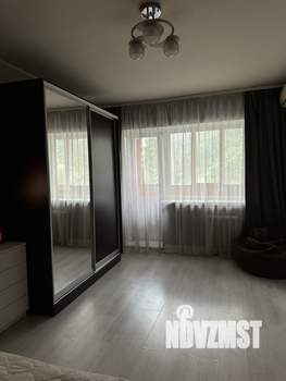 1-к квартира, посуточно, 33м2, 4/5 этаж