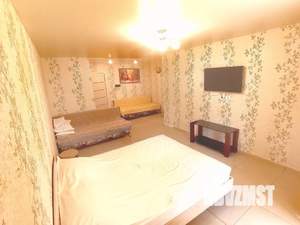 1-к квартира, посуточно, 50м2, 1/10 этаж