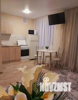 Студия квартира, посуточно, 33м2, 3/5 этаж