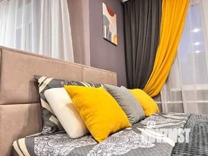 Студия квартира, посуточно, 41м2, 9/10 этаж