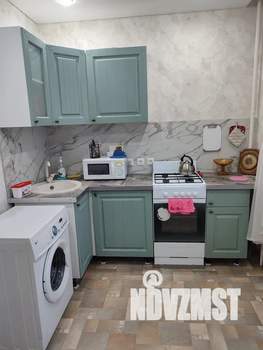 1-к квартира, посуточно, 37м2, 4/10 этаж