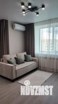 1-к квартира, посуточно, 40м2, 10/10 этаж