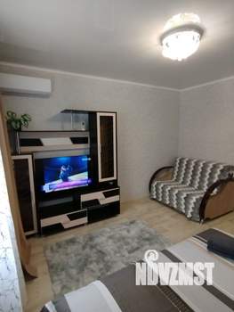 1-к квартира, посуточно, 34м2, 8/10 этаж