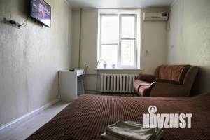 2-к квартира, посуточно, 47м2, 4/4 этаж