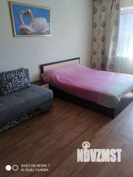 1-к квартира, посуточно, 41м2, 8/10 этаж