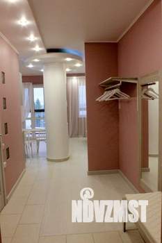 1-к квартира, посуточно, 53м2, 1/1 этаж