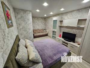 1-к квартира, посуточно, 40м2, 4/10 этаж