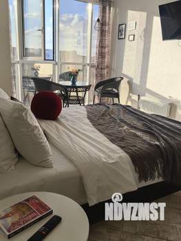 Студия квартира, посуточно, 30м2, 23/25 этаж