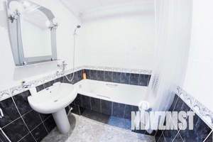 2-к квартира, посуточно, 70м2, 4/10 этаж