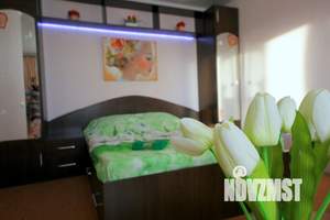 1-к квартира, посуточно, 44м2, 1/1 этаж