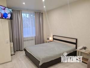 Студия квартира, посуточно, 36м2, 1/12 этаж