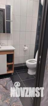 Студия квартира, посуточно, 38м2, 23/23 этаж