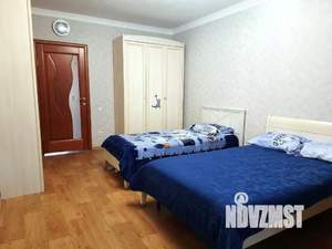 3-к квартира, посуточно, 81м2, 1/1 этаж