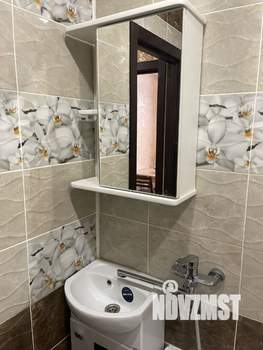 1-к квартира, посуточно, 35м2, 2/10 этаж