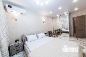 1-к квартира, посуточно, 38м2, 1/27 этаж