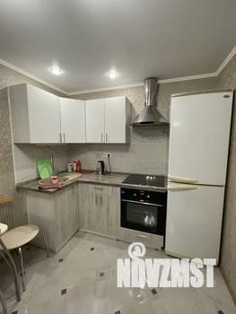 Студия квартира, посуточно, 32м2, 8/10 этаж