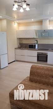 2-к квартира, посуточно, 71м2, 3/16 этаж