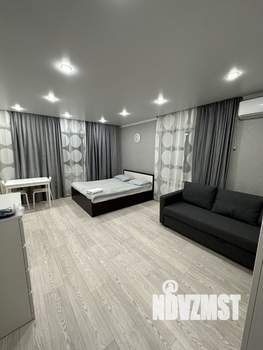 Студия квартира, посуточно, 33м2, 4/5 этаж