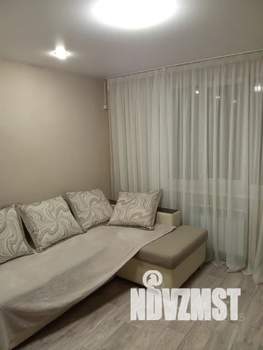 1-к квартира, посуточно, 35м2, 5/10 этаж