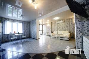 1-к квартира, посуточно, 52м2, 1/1 этаж