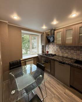 3-к квартира, вторичка, 61м2, 1/9 этаж