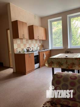 Студия квартира, вторичка, 163м2, 2/3 этаж