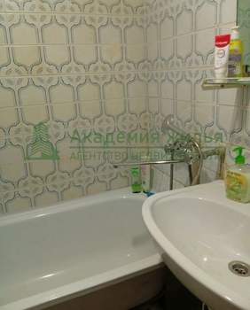 3-к квартира, вторичка, 64м2, 6/9 этаж