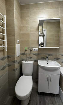 2-к квартира, вторичка, 40м2, 1/5 этаж