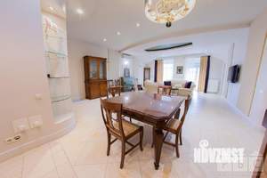 3-к квартира, вторичка, 137м2, 6/6 этаж