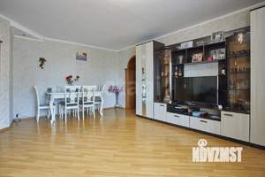 3-к квартира, вторичка, 72м2, 6/9 этаж