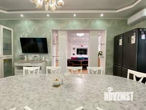 4-к квартира, вторичка, 195м2, 14/14 этаж