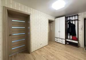 2-к квартира, вторичка, 68м2, 10/17 этаж