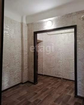 3-к квартира, вторичка, 74м2, 1/3 этаж