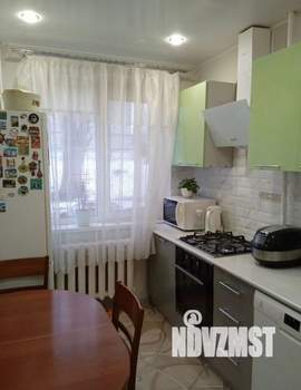 3-к квартира, вторичка, 60м2, 1/9 этаж