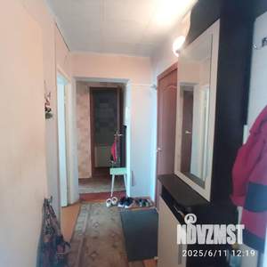 3-к квартира, вторичка, 56м2, 9/9 этаж