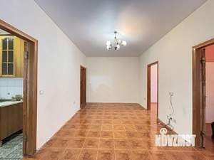 3-к квартира, вторичка, 50м2, 1/4 этаж