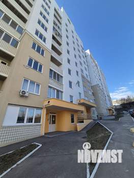 2-к квартира, вторичка, 65м2, 1/10 этаж