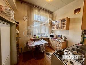 3-к квартира, вторичка, 63м2, 4/4 этаж