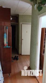 3-к квартира, вторичка, 58м2, 2/5 этаж