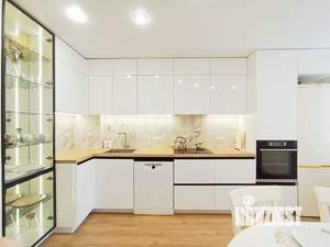 2-к квартира, вторичка, 60м2, 1/12 этаж