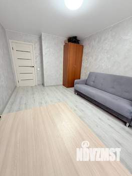 2-к квартира, вторичка, 62м2, 1/10 этаж