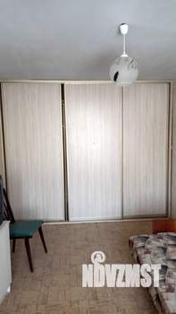 2-к квартира, вторичка, 39м2, 1/9 этаж