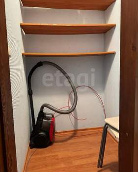 2-к квартира, вторичка, 40м2, 5/5 этаж