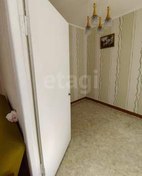2-к квартира, вторичка, 43м2, 1/5 этаж