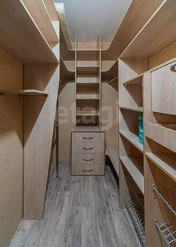 3-к квартира, вторичка, 80м2, 8/10 этаж