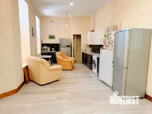 4-к квартира, вторичка, 192м2, 2/3 этаж