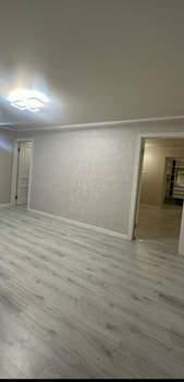 3-к квартира, вторичка, 52м2, 1/6 этаж