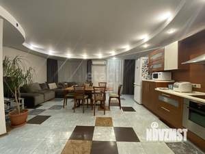 4-к квартира, вторичка, 153м2, 8/10 этаж