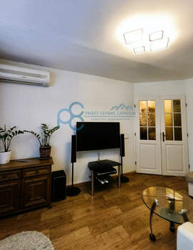 2-к квартира, вторичка, 42м2, 1/5 этаж