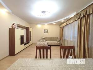 4-к квартира, вторичка, 94м2, 8/10 этаж